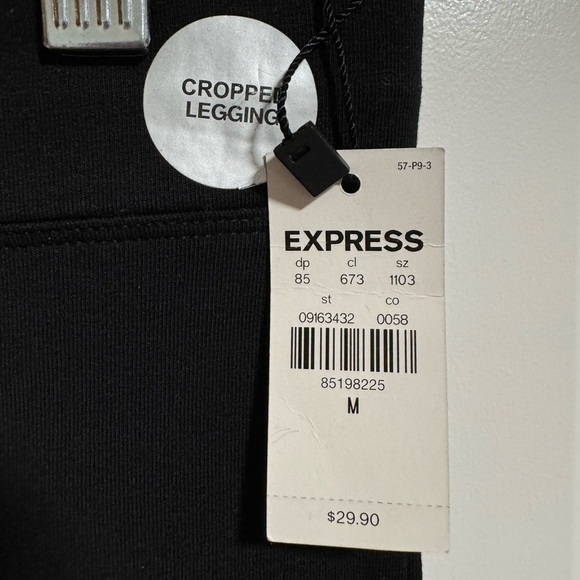 NWT Express Cropped Leggings - Picture 2 of 2